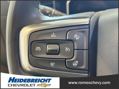Used 2023 Chevrolet Silverado 1500 LT AWD/4WD image 19