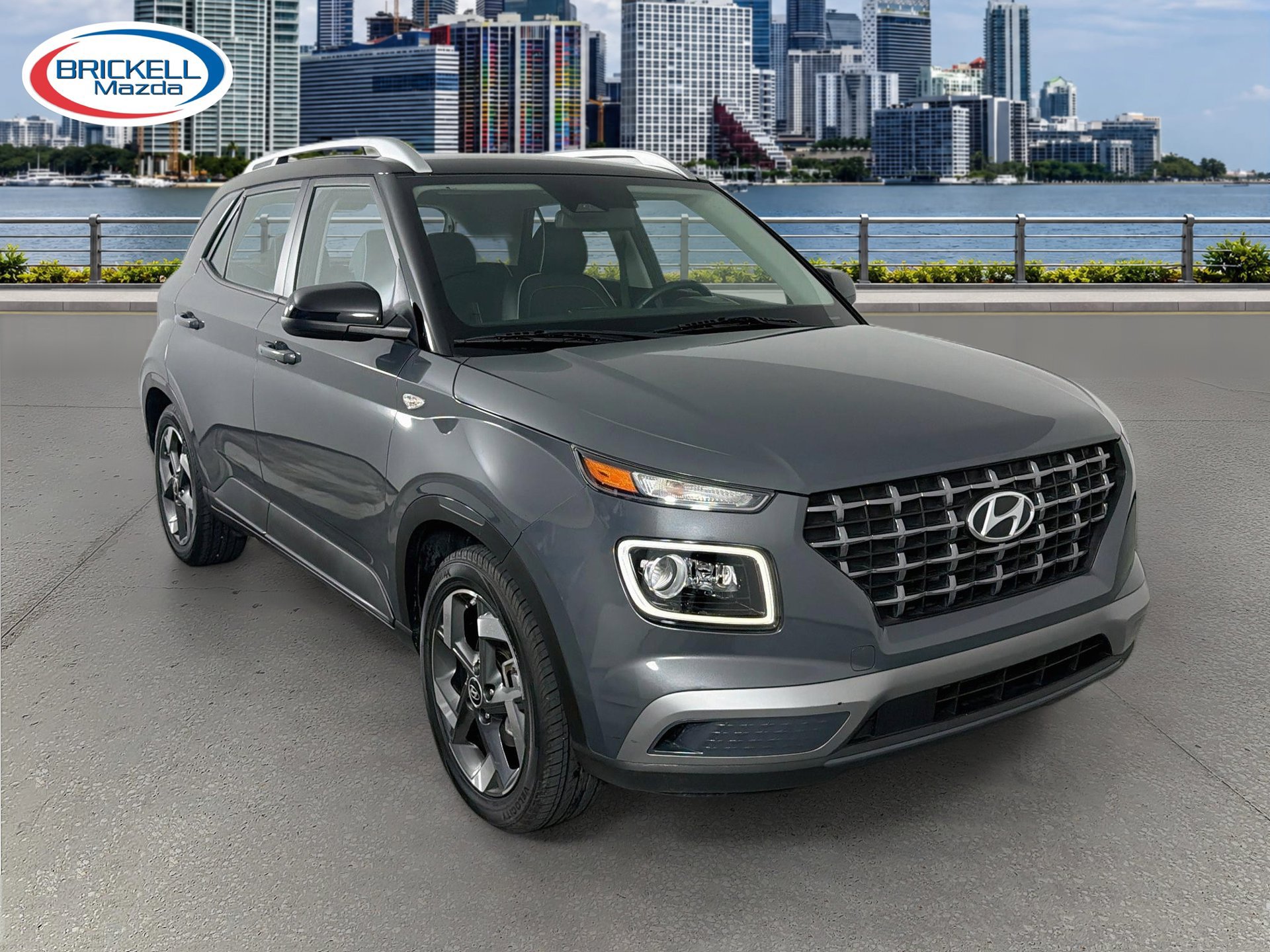 Used 2024 Hyundai Venue Limited FWD image 6