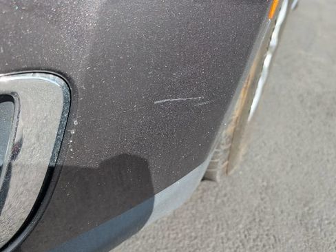 Used 2018 Chrysler Pacifica Touring-L FWD image 15