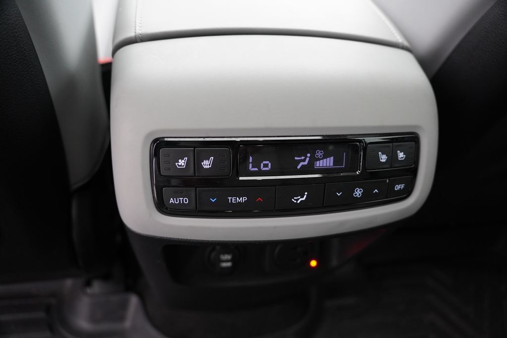 Used 2025 Hyundai Palisade SEL AWD/4WD image 4