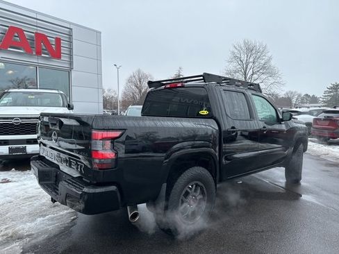 Certified 2023 Nissan Frontier SV w/ Midnight Edition Package image 9