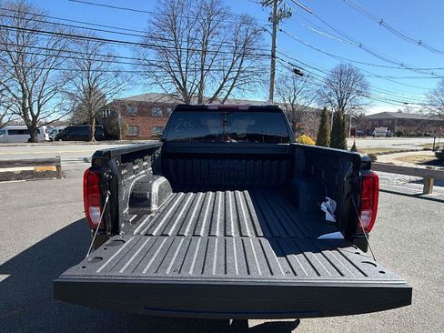 New 2026 GMC Sierra 1500 SLE AWD/4WD image 10