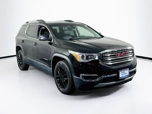 Used 2019 GMC Acadia SLT w/ LPO, Floor Liner Package AWD/4WD image 3