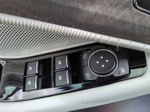 New 2026 Ford Explorer Platinum AWD/4WD image 16
