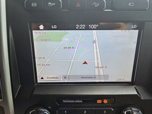 Used 2019 Ford F350 Lariat w/ Chrome Package image 11