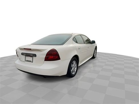 Used 2007 Pontiac Grand Prix w/ Preferred Package image 8