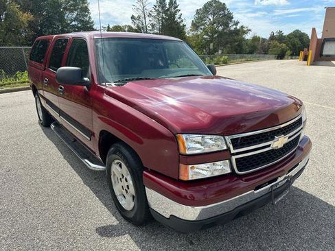 Used 2006 Chevrolet Silverado 1500 LT w/ Light Duty Power Package image 3