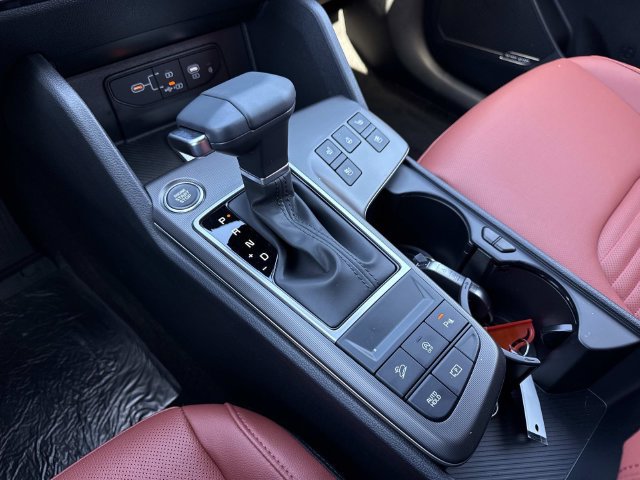 Certified 2026 Kia Sportage SX FWD image 22