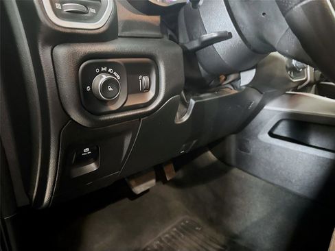Used 2020 RAM 1500 HFE RWD image 7