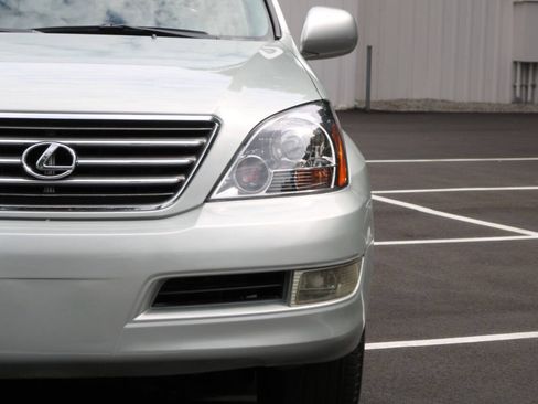 Used 2005 Lexus GX 470 AWD/4WD image 17