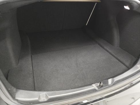 Used 2018 Tesla Model 3 Long Range RWD image 9