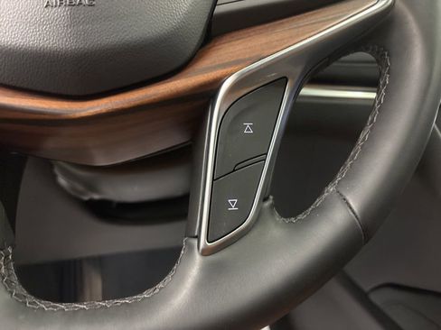 Certified 2025 Cadillac XT5 Premium Luxury image 22