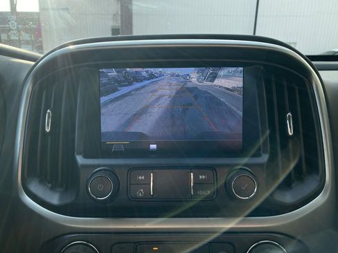 Certified 2022 Chevrolet Colorado ZR2 w/ ZR2 Dusk Special Edition image 6