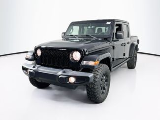 Used 2023 Jeep Gladiator Sport AWD/4WD video 1
