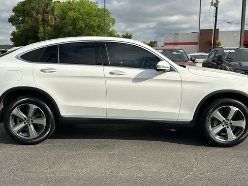 Used 2023 Mercedes-Benz GLC 300 4MATIC Coupe image 9