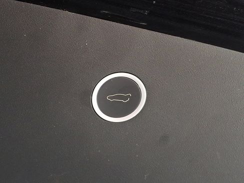 Used 2020 Tesla Model X Long Range image 29