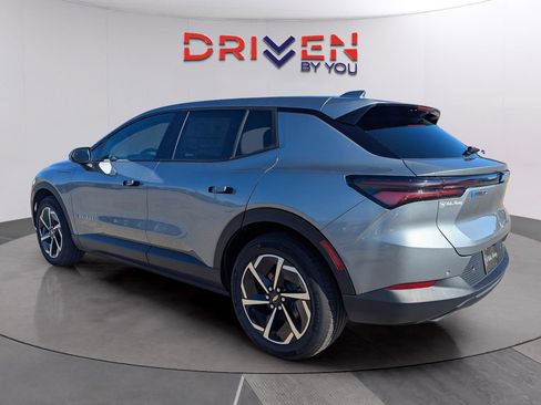 New 2026 Chevrolet Equinox EV LT w/ LPO, All-Weather Mat Package image 3