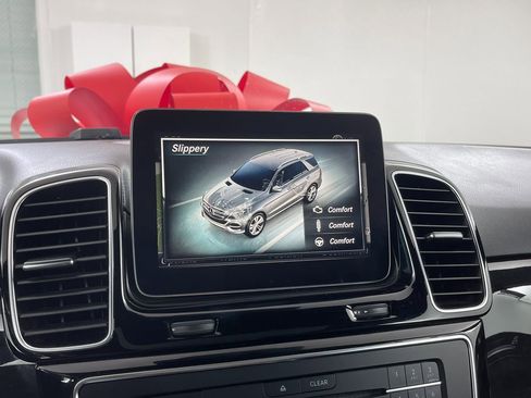 Used 2019 Mercedes-Benz GLE 43 AMG 4MATIC image 31