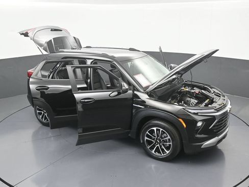 Used 2024 Chevrolet TrailBlazer LT w/ Driver Confidence Package FWD image 57