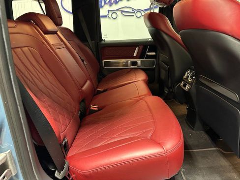 Used 2023 Mercedes-Benz G 550 image 25