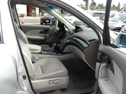 Used 2009 Acura MDX w/ Technology Package AWD/4WD image 17
