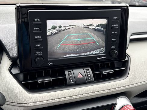 Used 2021 Toyota RAV4 XLE Premium FWD image 25