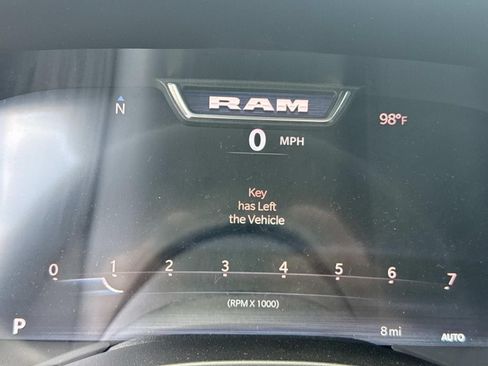 New 2026 RAM 1500 4x4 Crew Cab image 27