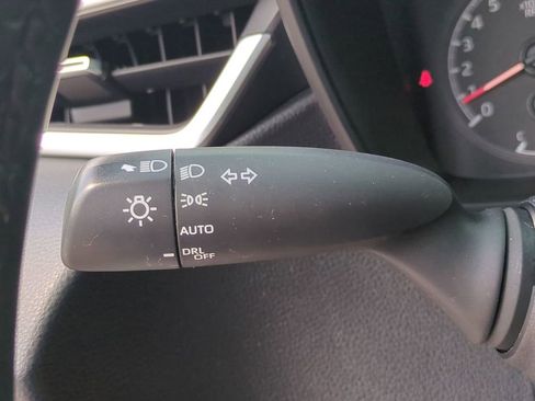 Used 2022 Toyota Corolla SE FWD image 25