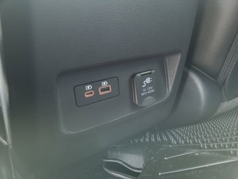 Used 2024 Nissan Frontier PRO-4X w/ Pro Premium Package AWD/4WD image 12