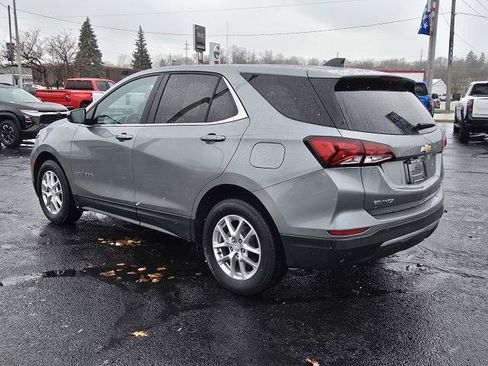 Used 2023 Chevrolet Equinox LT image 3