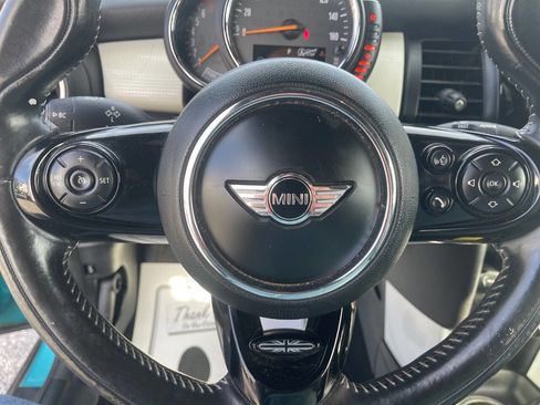 Used 2016 MINI Cooper Convertible image 24