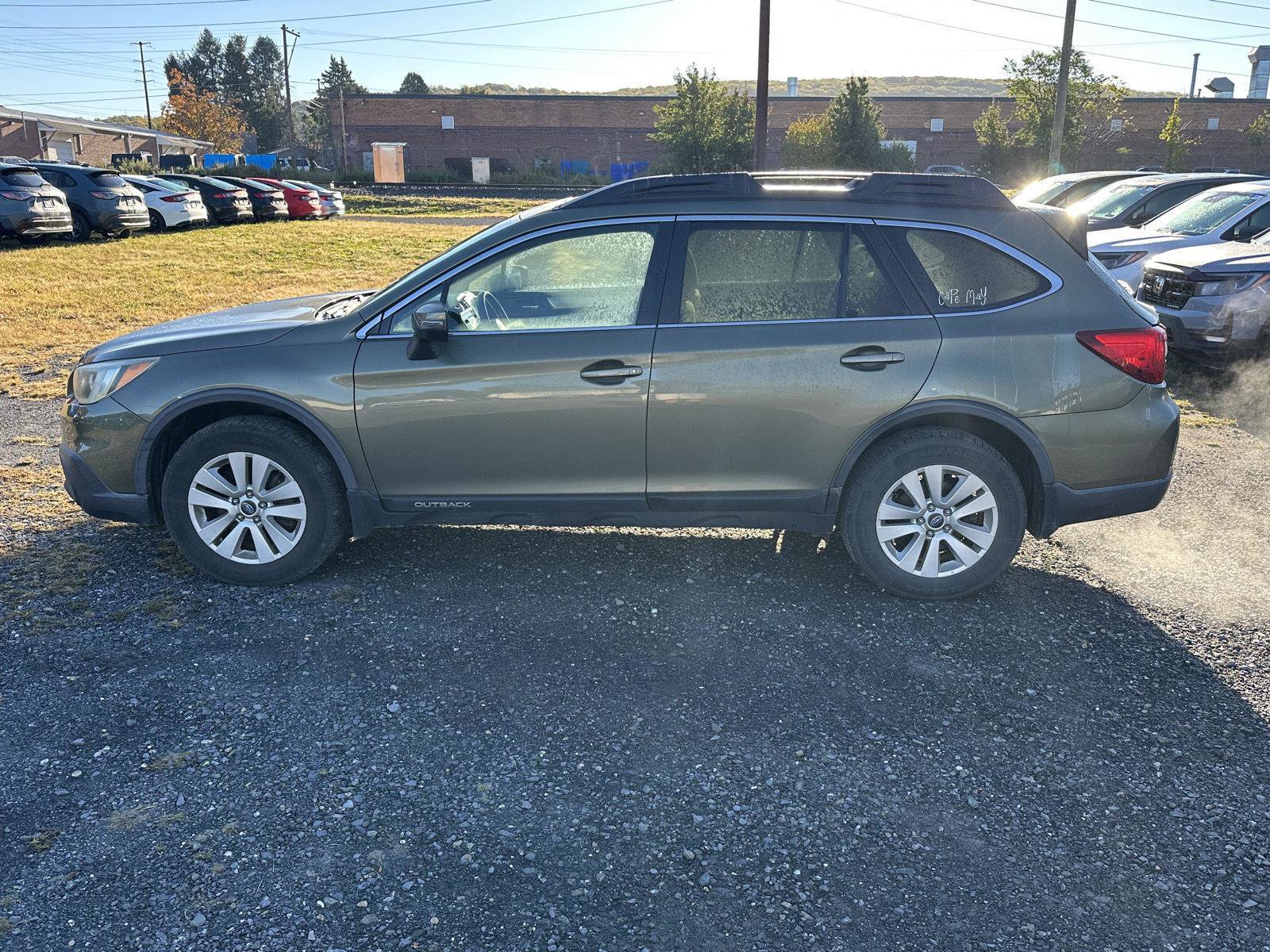 Used 2016 Subaru Outback 2.5i Premium AWD/4WD image 5