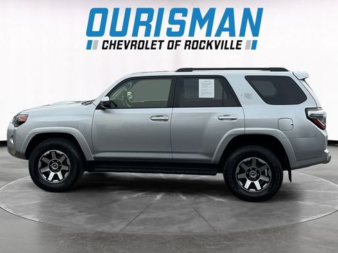 Used 2024 Toyota 4Runner TRD Off-Road AWD/4WD image 3