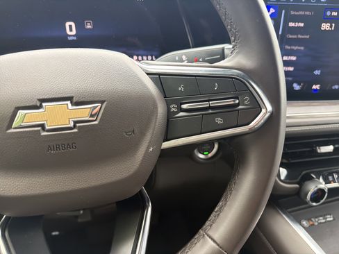 Used 2025 Chevrolet Tahoe LT AWD/4WD image 20