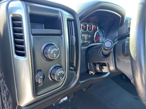 Used 2019 Chevrolet Silverado 1500 LD LT image 14