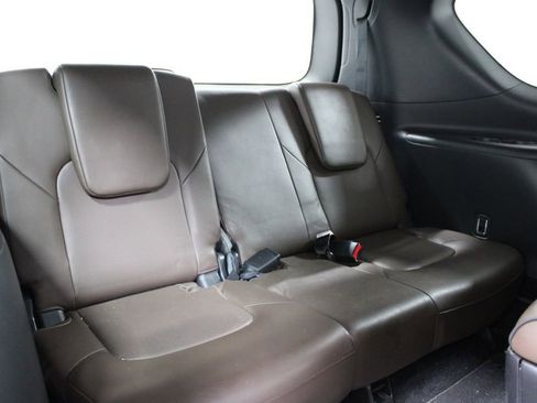 Used 2022 Nissan Armada Platinum w/ Captain's Chairs Package image 24