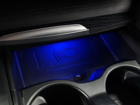 Used 2023 BMW 530i xDrive w/ Convenience Package image 33