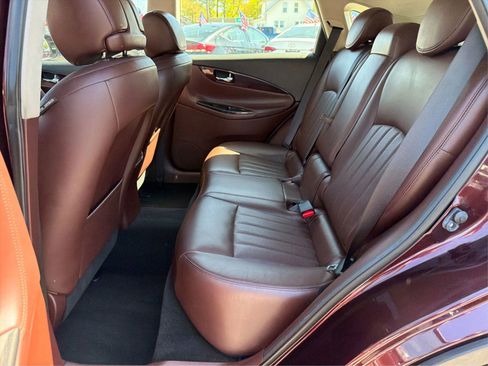Used 2017 INFINITI QX50 AWD w/ Technology Package image 10
