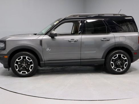Used 2023 Ford Bronco Sport Outer Banks w/ Tech Package AWD/4WD image 8