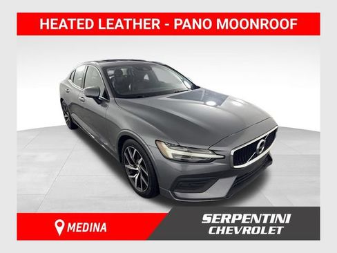 Used 2019 Volvo S60 T6 Momentum w/ Multimedia Package AWD/4WD image 1