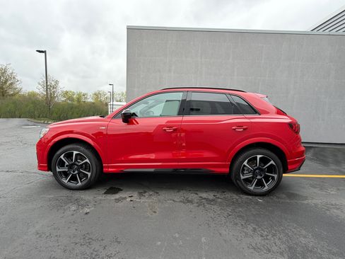 Used 2025 Audi Q3 2.0T Premium Plus AWD/4WD image 2