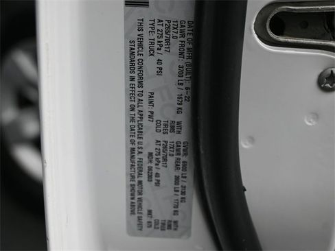 Used 2022 RAM 1500 Classic SLT image 19