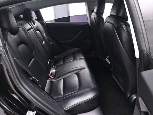 Used 2018 Tesla Model 3 Long Range image 17