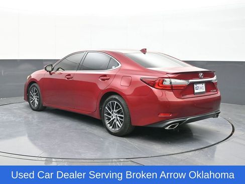 Used 2017 Lexus ES 350 w/ Luxury Package FWD image 8