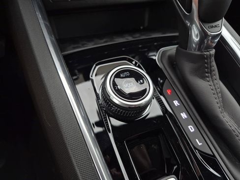 New 2026 GMC Canyon Elevation w/ Convenience Package image 20