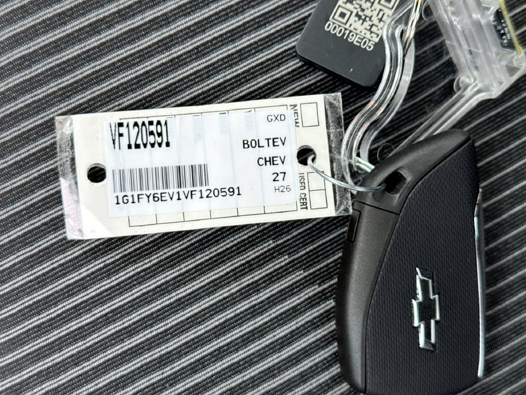 New 2027 Chevrolet Bolt LT FWD image 37