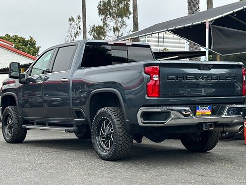 Used 2020 Chevrolet Silverado 2500 LTZ w/ LTZ Plus Package RWD image 6