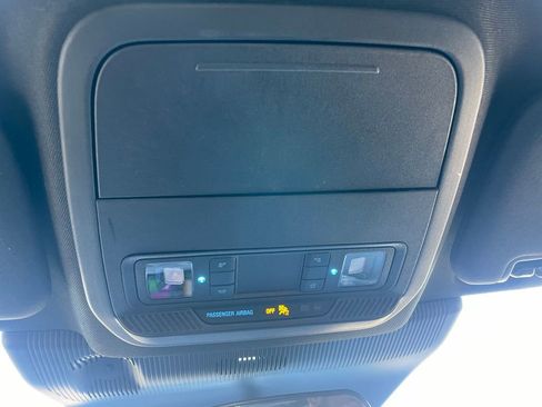 Used 2025 Ford Explorer ST-Line image 54