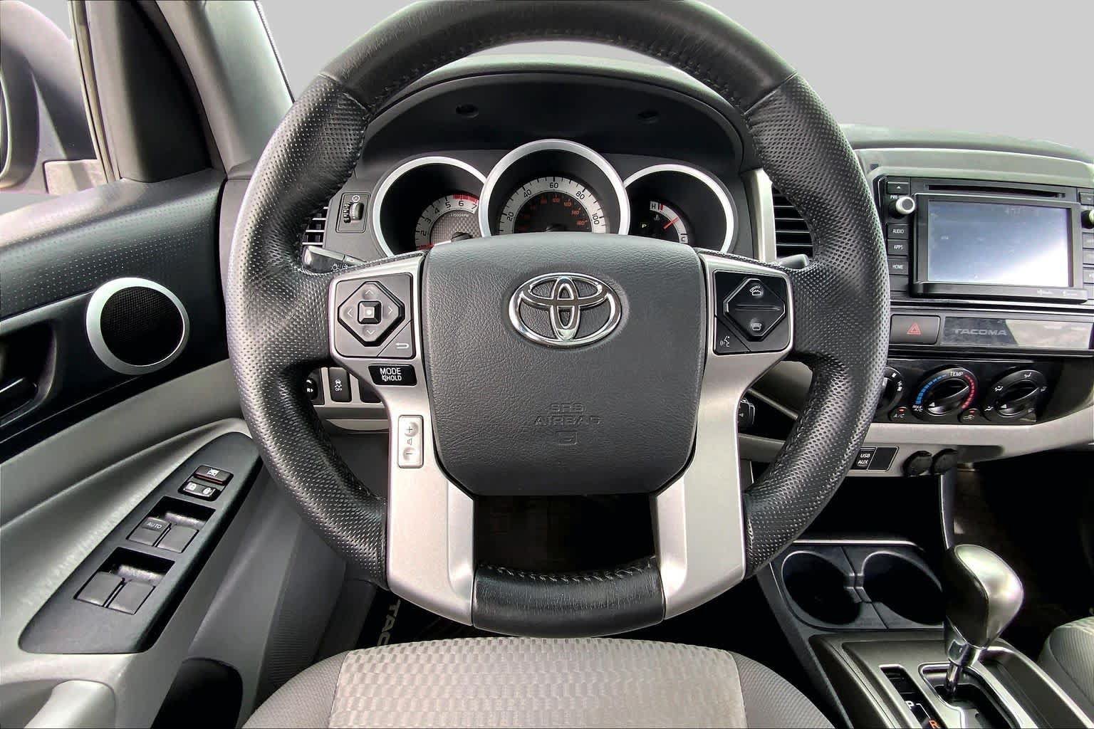 Used 2015 Toyota Tacoma PreRunner w/ SR5 Package RWD image 6