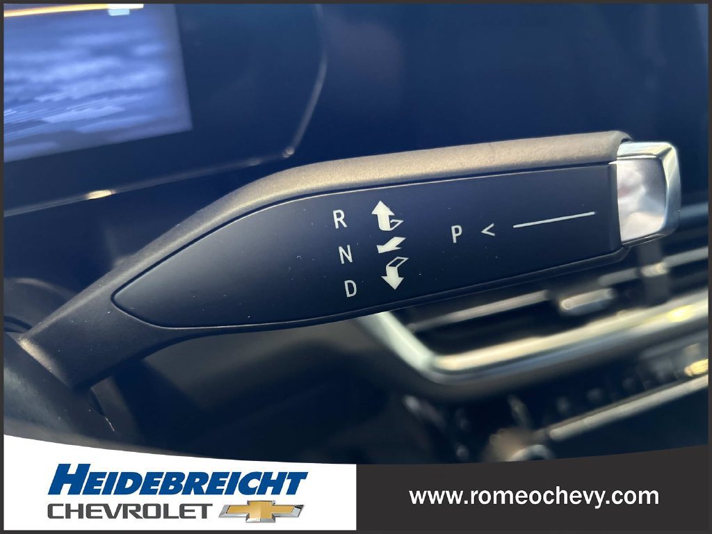 Used 2024 Chevrolet Equinox EV LT FWD image 25